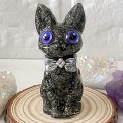 切株付 幸せを呼ぶオルゴナイト 猫ちゃん♡パイライト - メルカリ