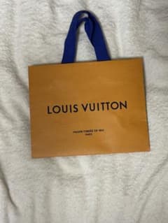 LOUIS VUITTON 中型紙袋のサムネイル