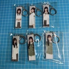 Sakurazaka46 Acrylic Keychain (Available at Lawson and HMV)