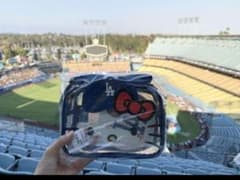 ドジャースタジアム　ハローキティクリアバッグ ドジャースタジアム ハローキティクリアバッグ - メルカリ