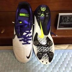 サッカー スパイク  ナイキ CTR360 TOPモデル 新品 未使用のサムネイル
