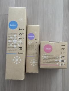 新品未開封✨イキテル　ローション　エッセンス　クリームのサムネイル