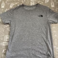 THE NORTH FACE グレー Tシャツ 140cmのサムネイル