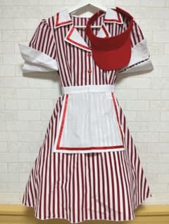 赤白ストライプ メイド服とキャップのサムネイル