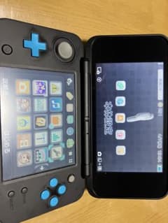 任天堂 New 2DS LL ブラック×ターコイズ 本体のサムネイル