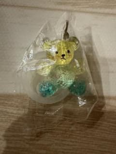 にじいろベア めじるしチャーム