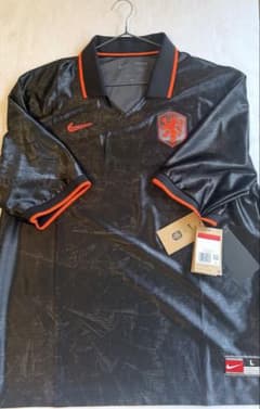 【新品/正規品】NIKE オランダ代表 エナジートップLのサムネイル