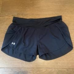 UNDER ARMOUR レディース ショートパンツ ブラックのサムネイル