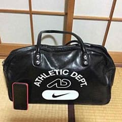NIKE カバンのサムネイル
