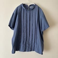 quatre saisons 半袖ブラウス ブルー系 プリーツのサムネイル