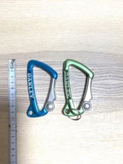 オークリー　カラビナ　2個セットのサムネイル