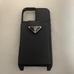 PRADA ブラック ナイロン iPhone16ケースのサムネイル