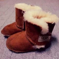 アグ キッズ13～14㎝UGGブーツ シープスキンのサムネイル