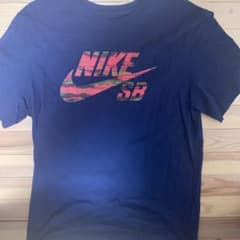 NIKE ナイキ Tシャツのサムネイル