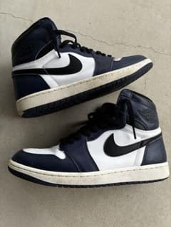 Nike Air Jordan 1 High Midnight Navyのサムネイル