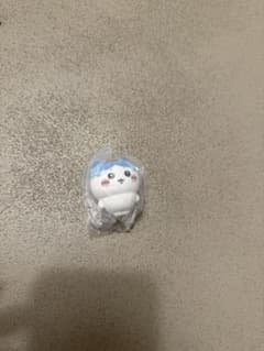 ちいかわ ハチワレ はちわれ ガチャガチャ ドールのサムネイル
