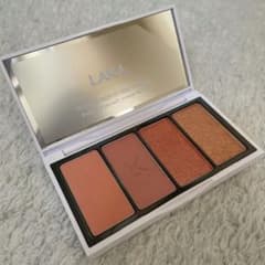 LAKA アイシャドウのサムネイル