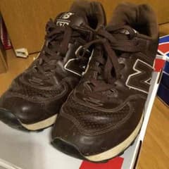 new balance 574のサムネイル
