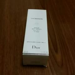 Dior美白美容液！定価￥16000を値下げのサムネイル