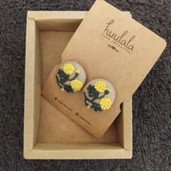 ベトナム雑貨　ピアス　ハンドメイドのサムネイル