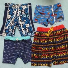 水着　ひとつ350円のサムネイル
