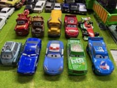トミカ カーズ まとめ売り ミニカー 10台 - メルカリ