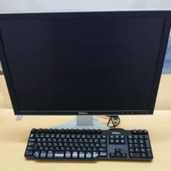 パソコン モニター&キーボードのサムネイル