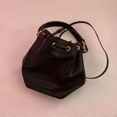 Charles & Keith ブラウン バケットバッグのサムネイル