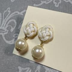 水引 菜の花結び ピアスのサムネイル