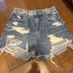 AMERICAN EAGLE ダメージショートパンツ US2のサムネイル