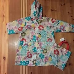 タグ付★お花柄レインコートのサムネイル