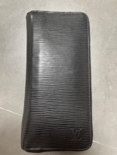 ルイ・ヴィトン　エピ　長財布　良品のサムネイル