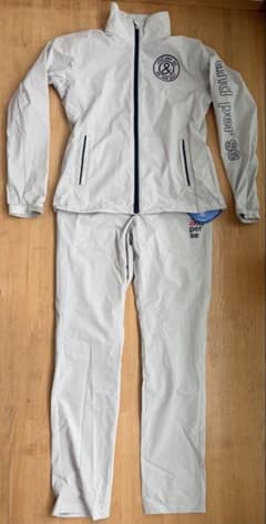 極美品❗️アンパスィ レディース レインウェア グレー 上下セット 極美品❗️アンパスィ レディース レインウェア グレー 上下セット