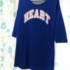新品 ロゴ入りトップスのサムネイル