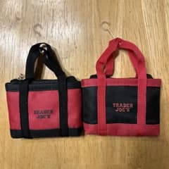 TRADER JOE'S 小型エコバッグ 赤黒のサムネイル