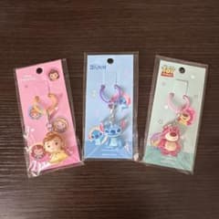 ディズニー めじるしアクセサリー スティッチ&ロッツォ＆ベルのサムネイル