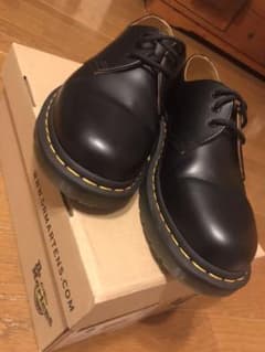 【土日限定大幅値下げ】Dr.Martens ドクターマーチン 3ホール ほぼ新品のサムネイル