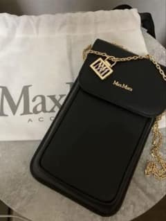 MaxMara スマホショルダー美品2026のサムネイル