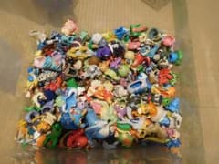 ポケモンキッズ　指人形　４００個　まとめて　フィギュア　状態良　ダブリ少ないのサムネイル