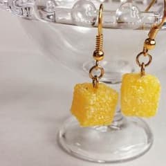 レモン味グミピアスのサムネイル