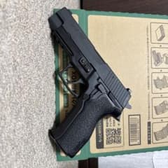 東京マルイSIG SAUER P226 E2ガスガン ブラックのサムネイル