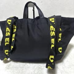 希少】DIESEL BIGトートバッグ ロゴライン 2way ナイロン BLK - メルカリ