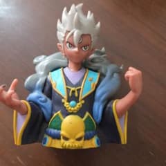 妖怪ウォッチ エンマ大王 フィギュアのサムネイル