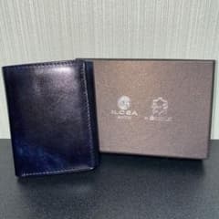 ILCEA  三つ折り財布　紺色のサムネイル