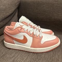 新品未使用✨NIKE エアジョーダン1 MID シーコーラル 23cmのサムネイル