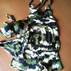 新品　未使用　迷彩　ロンパース　三点セット　水着　大きいサイズ　海　プール　ママのサムネイル