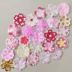 折り紙【桜の花25枚】春の壁面飾り 3月 4月 - メルカリ