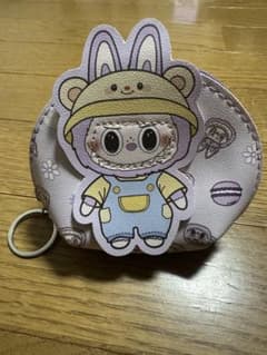 LABUBU (ラブブ)キーホルダーリング付きポーチ 新品.未使用のサムネイル