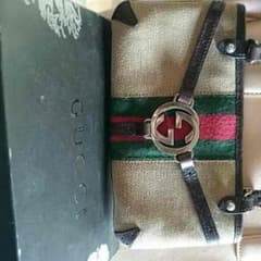 値下げGucciの ポーチ  小物入れのサムネイル