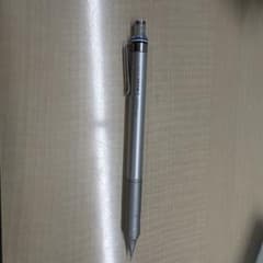 先の曲がったTombow MONO graph シャープペンシル シルバーのサムネイル